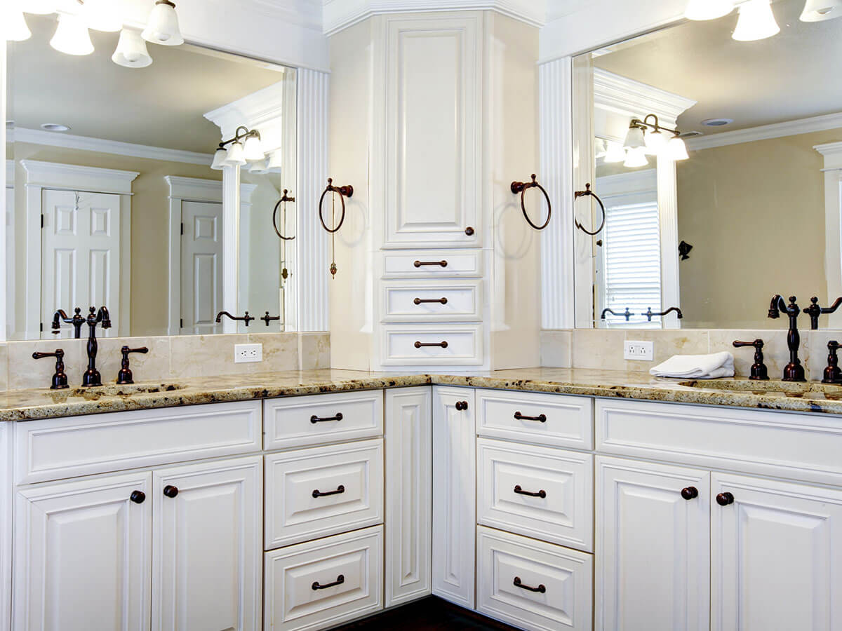custom-bathroom-cabinets